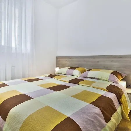 Nena House With Apartmán Umag